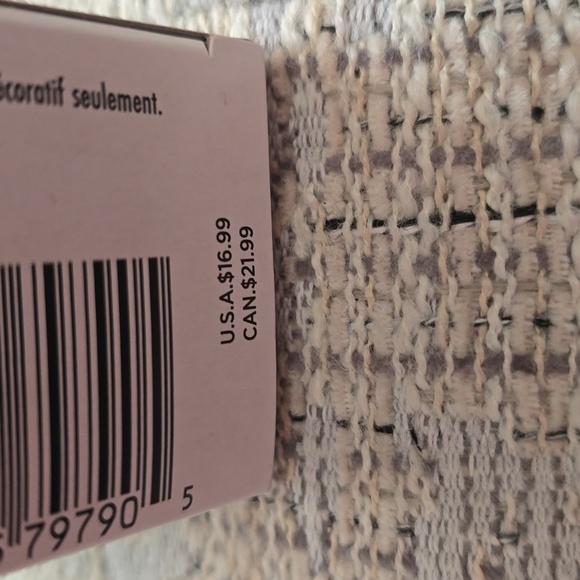 HALLMARK DISNEY PINK POLKA-DOT MINNIE MOUSE CHRISTMAS TREE ORNAMENT - Picture 9 of 9